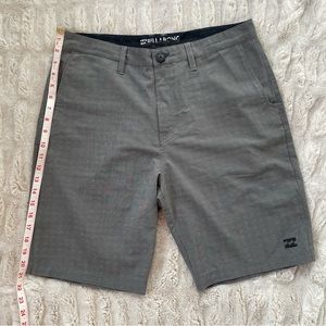 Billabong Crossfire Submersibles Gray Checked Print Shorts 33